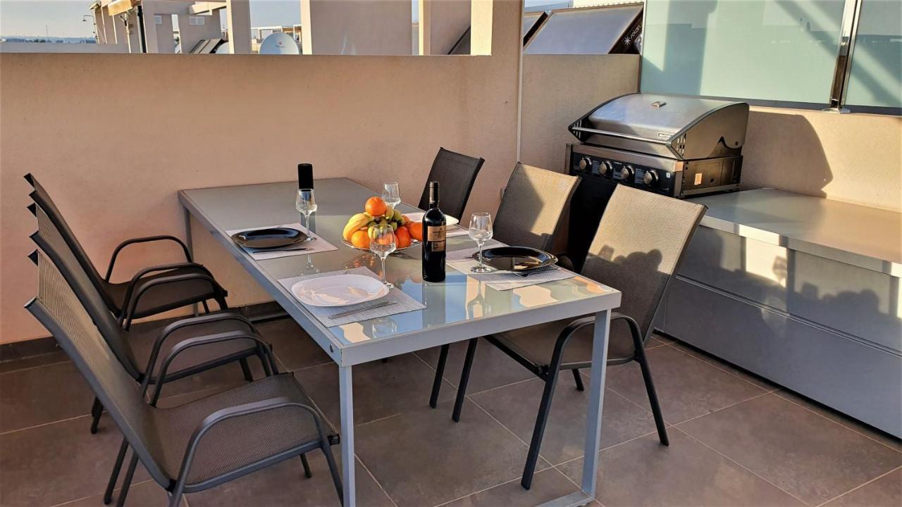 Penthouse 2 Bedrooms In Mil Palmeras Pilar de la Horadada Eksteriør billede