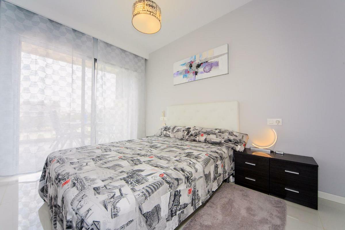 Penthouse 2 Bedrooms In Mil Palmeras Pilar de la Horadada Eksteriør billede
